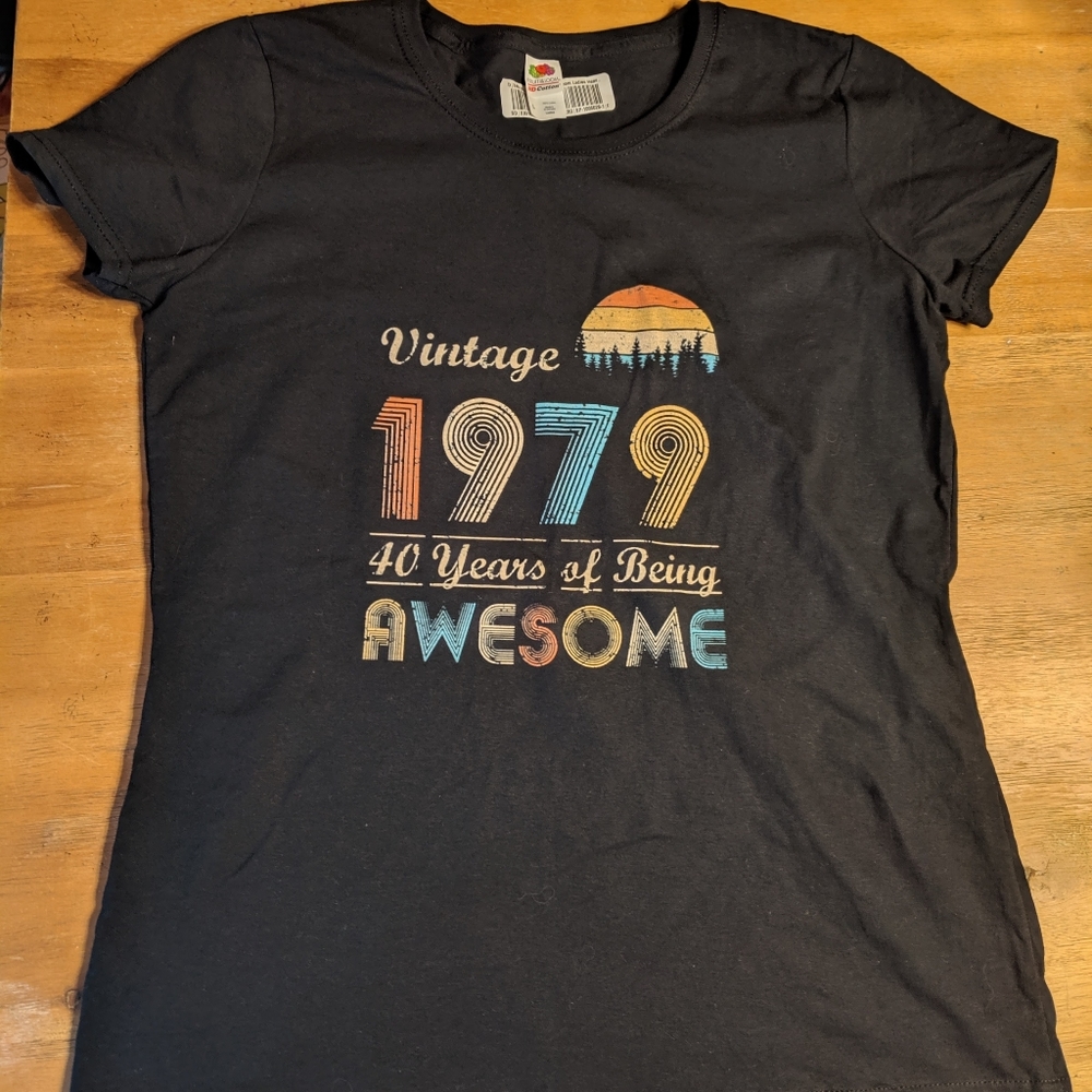 New 1979 shirt black blue vintage graphic tee